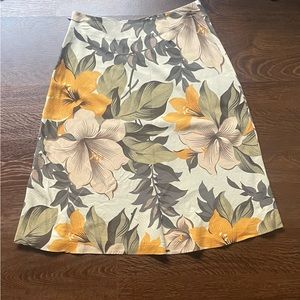 Tommy Bahama Midi Skirt!